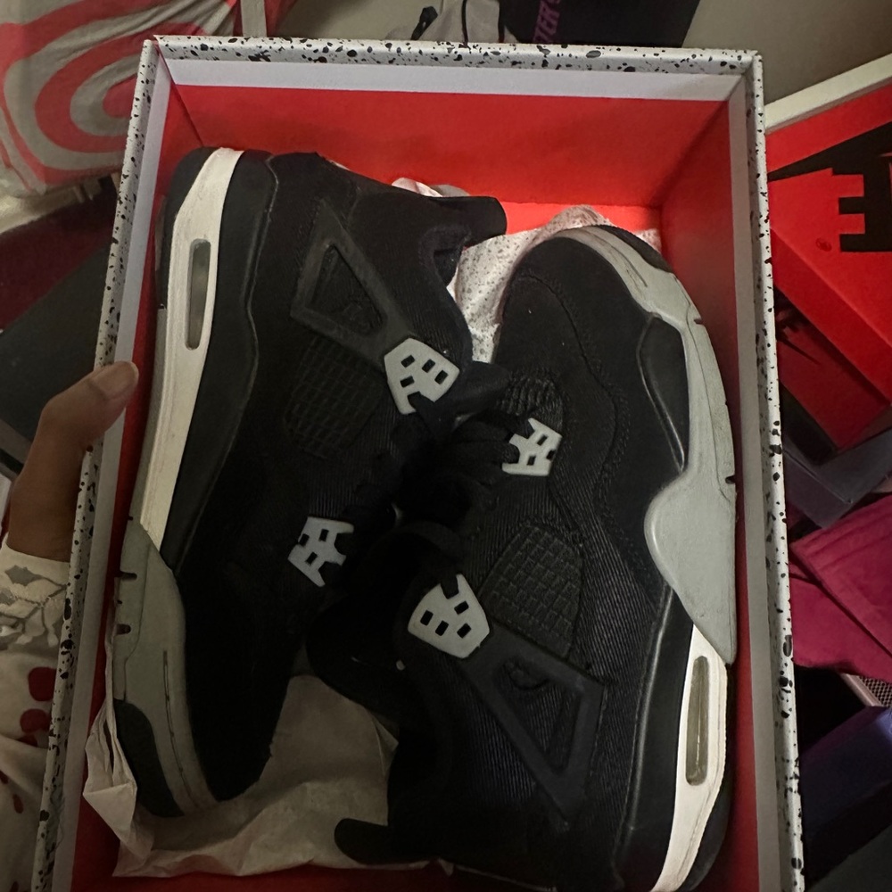 Jordan 4 Retro Military Black - Picture 7 of 8